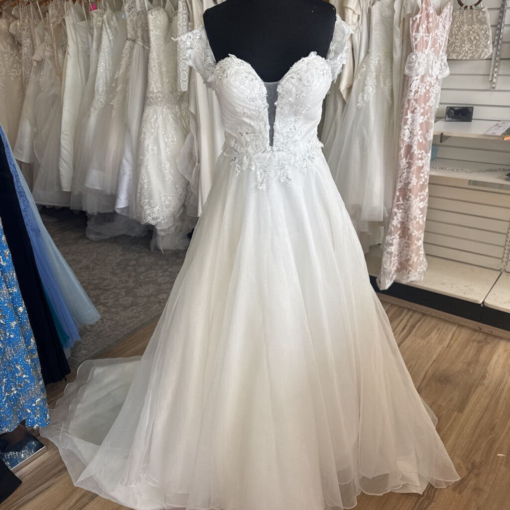 Strapless Off The Shoulder Organza Wedding Dress 2