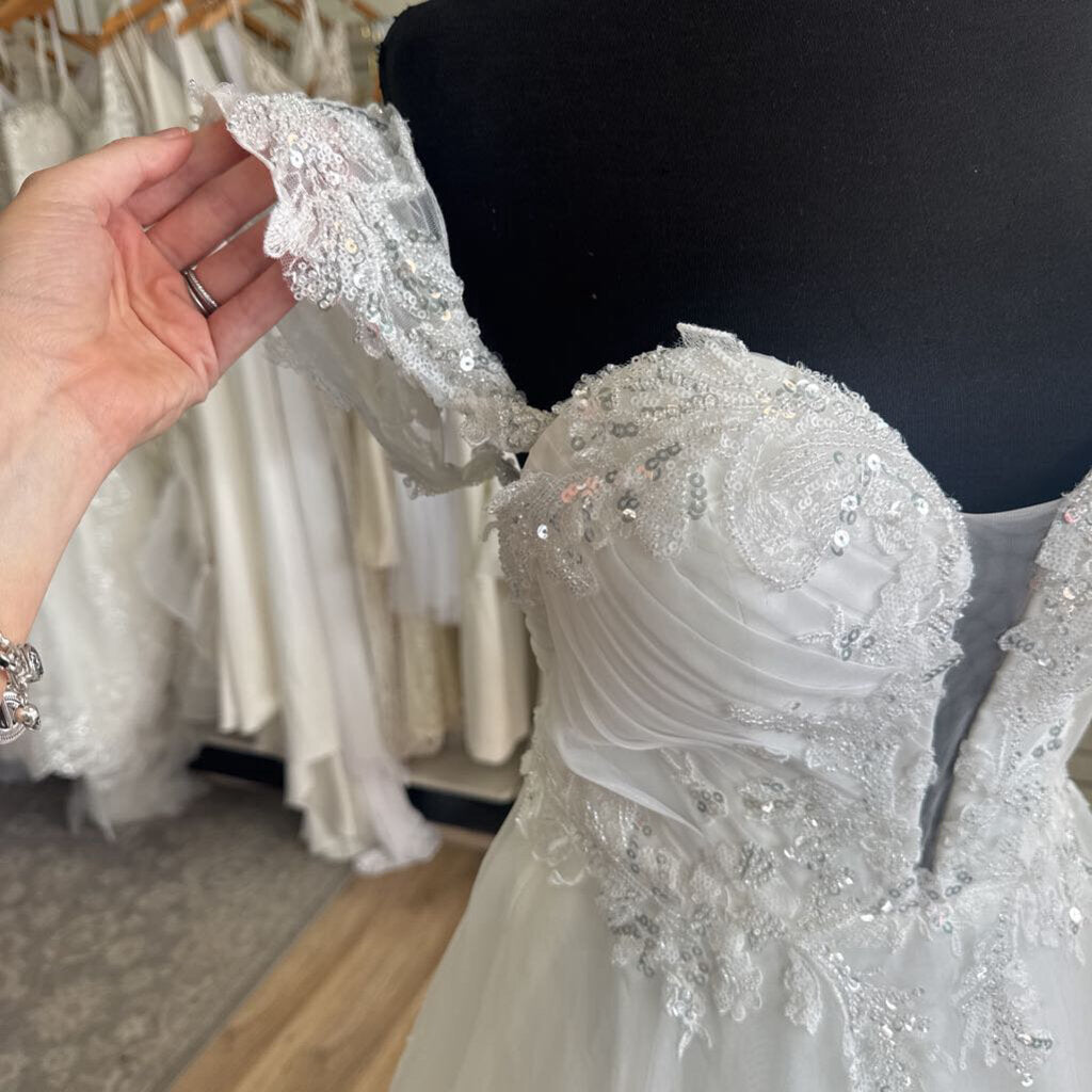 Strapless Off The Shoulder Organza Wedding Dress 2