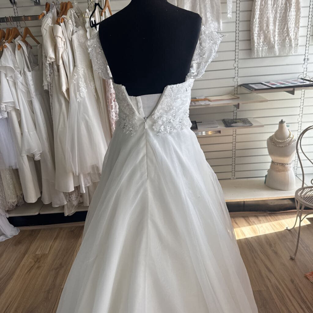 Strapless Off The Shoulder Organza Wedding Dress 2