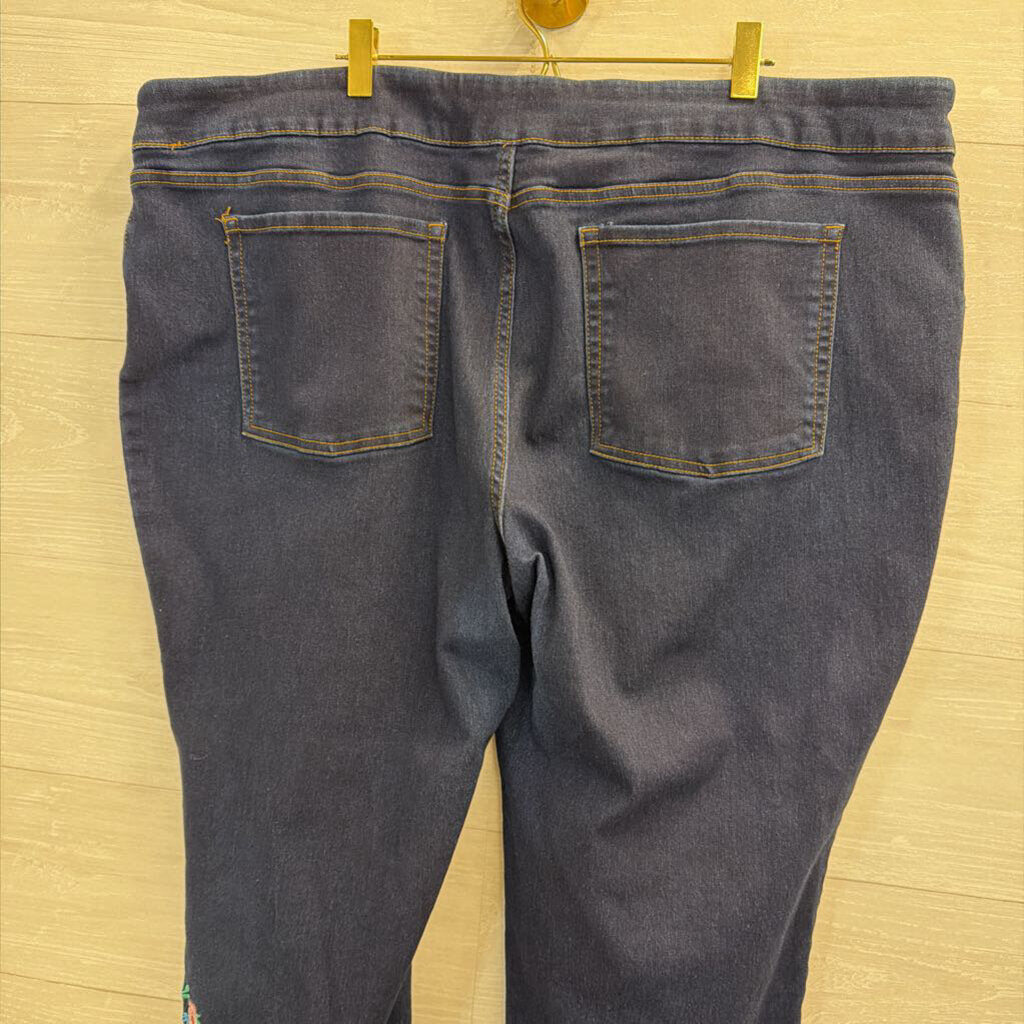 The Pioneer Woman Dark Wash Floral Embroidered Pull On Jeans 2X