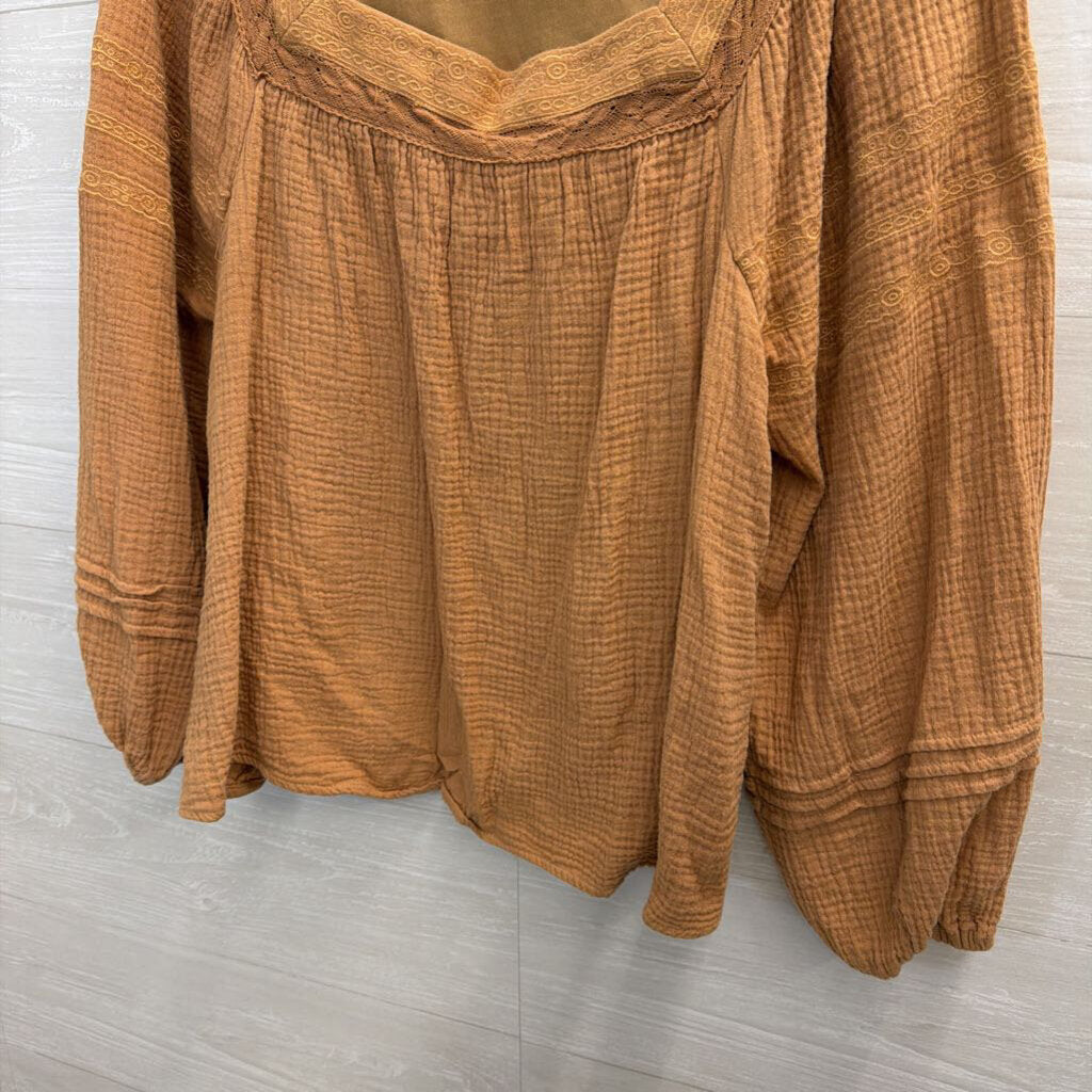 In Loom Tan Square Neck Long Sleeve Top Small