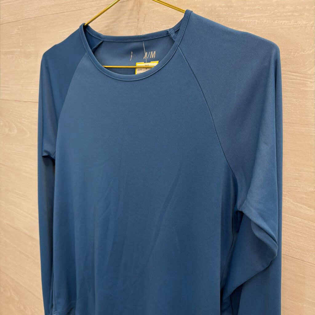 Reel Life Blue Long Sleeve Athletic Top Medium
