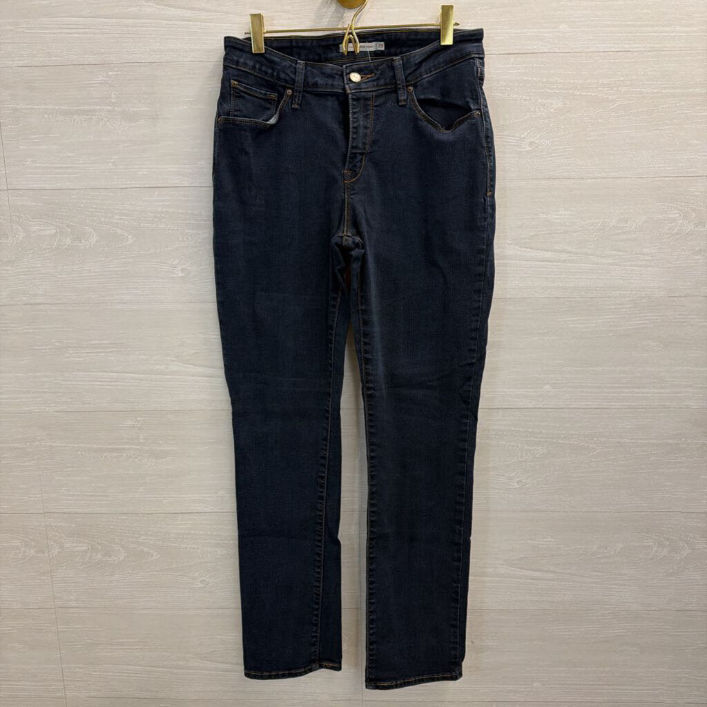 Levi Dark Wash Classic Mid Rise Skinny Jeans 29
