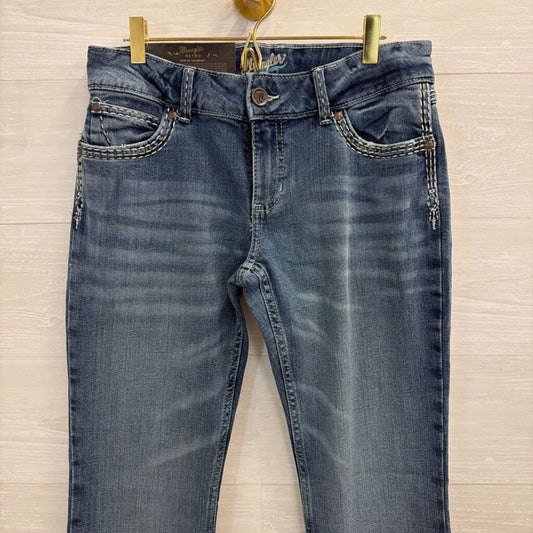 Wrangler Medium Wash Sadie Low Rise Jeans 9