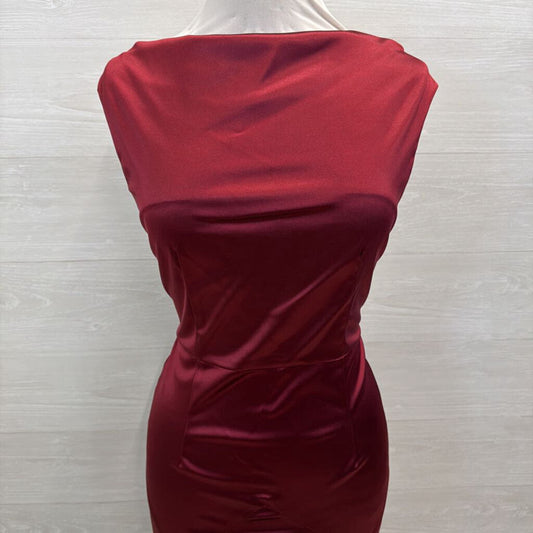 Muxxn Burgundy Silky High Neck Long Formal Dress Large