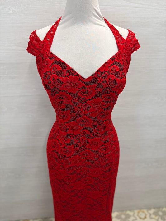 VF Show Red Lace Long Formal Dress Large