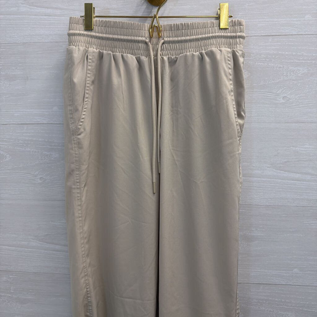 Gap Fit Khaki Athletic Pant Small