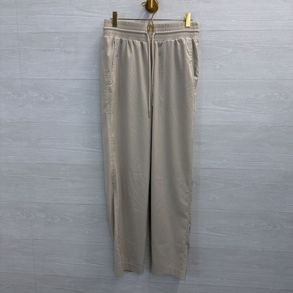 Gap Fit Khaki Athletic Pant Small