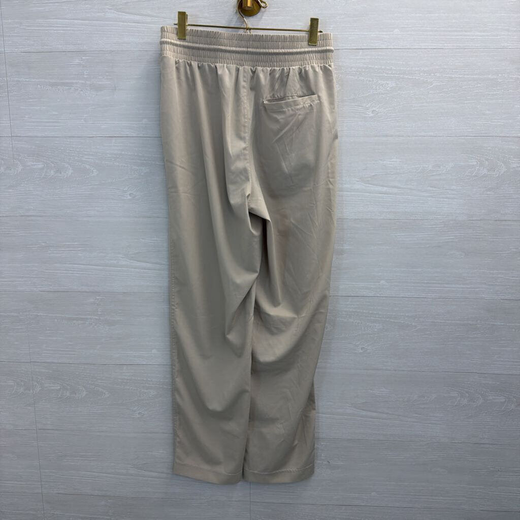 Gap Fit Khaki Athletic Pant Small