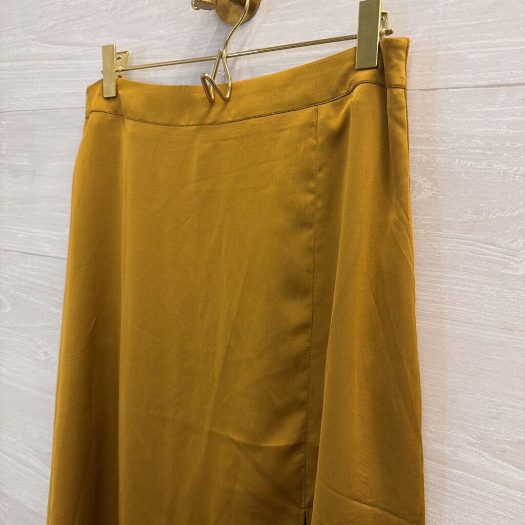 Sincerely Jules Gold Silky Maxi Skirt Large