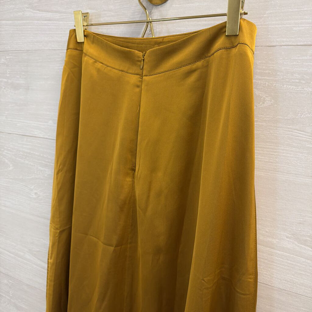 Sincerely Jules Gold Silky Maxi Skirt Large