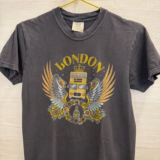 Comfort Colors Black London Graphic Tee Small