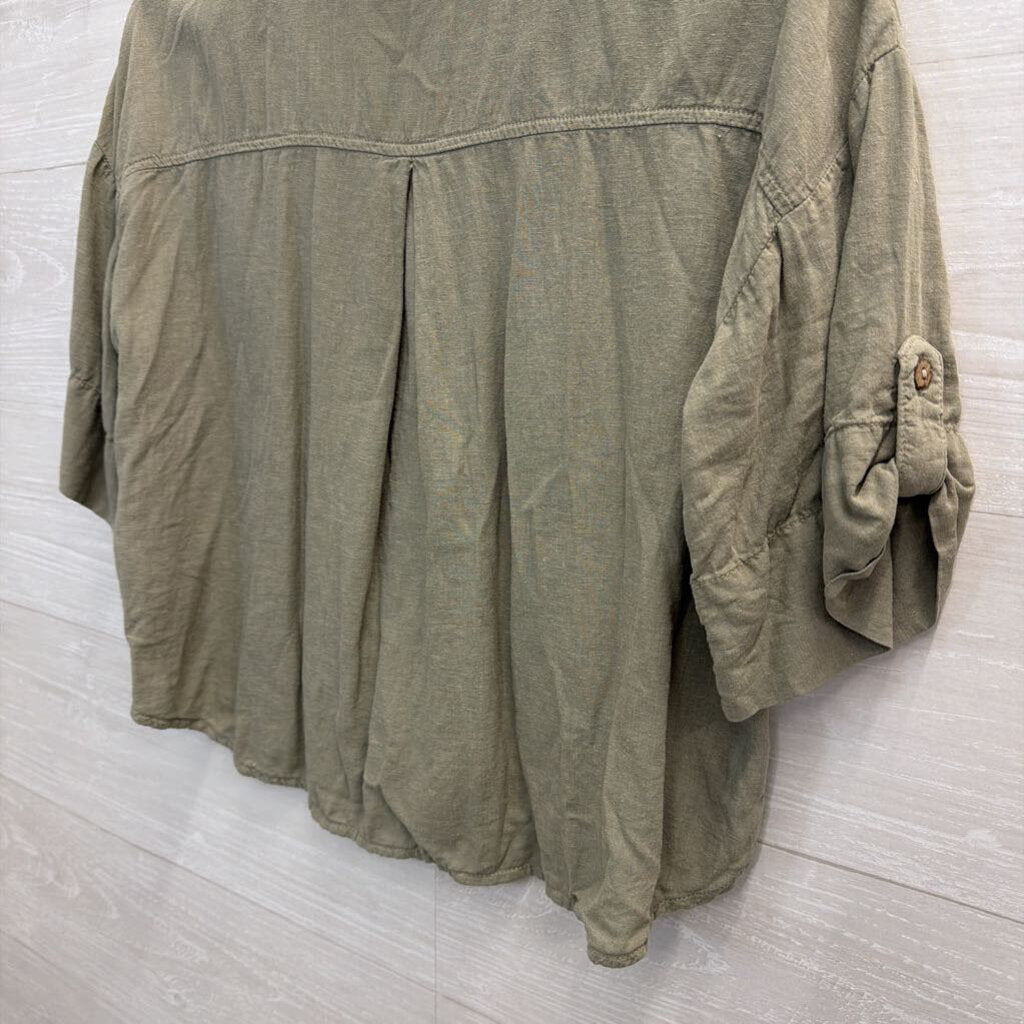 Zara Green Cropped Button Up Small