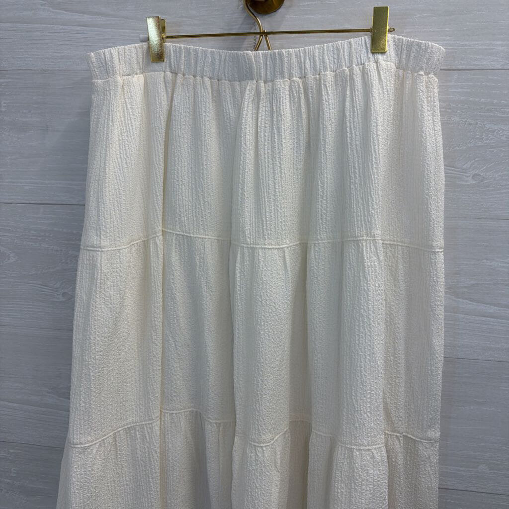 Anne Klein White Textured Midi Skirt Large