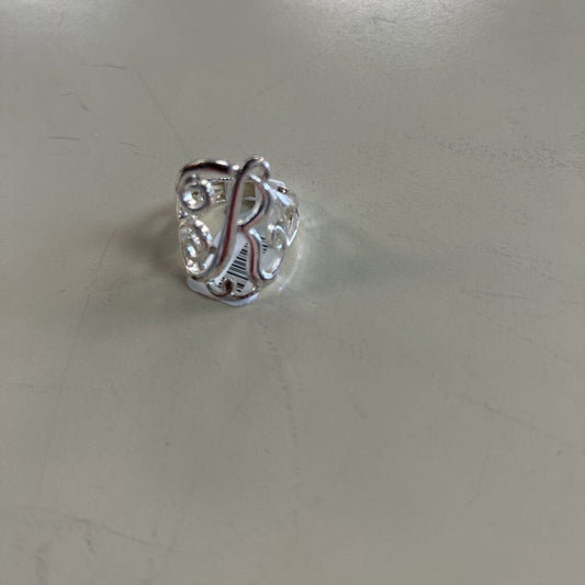 Silver Toned "R" Stretch Ring Size 6