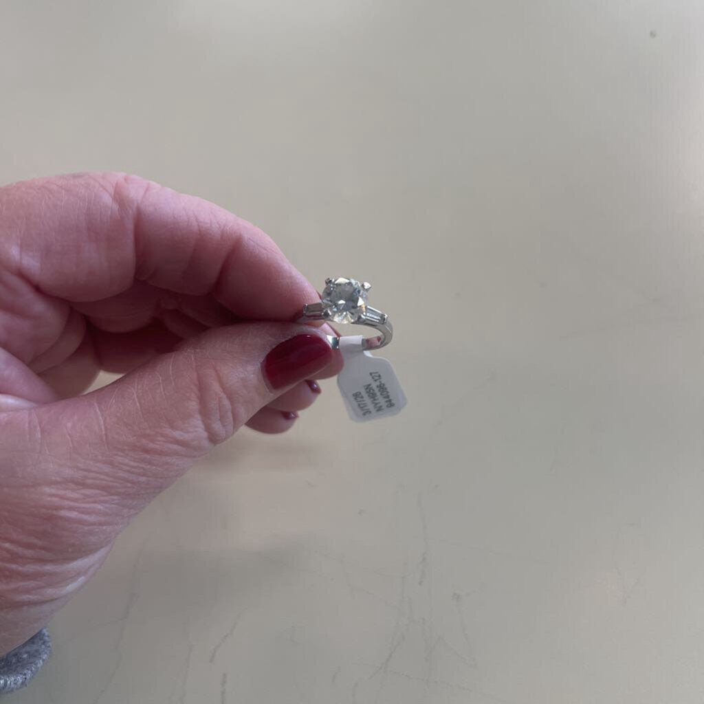 Silver Toned CZ Stone Ring Size 6.5