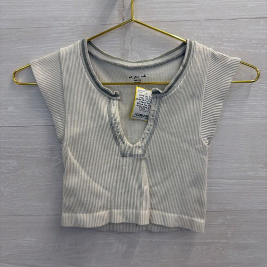 Out From Under Grey Cropped V Neck Short Sleeve Top Extra Small/ Small