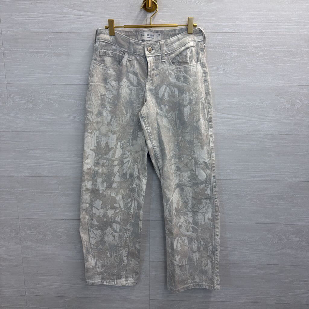 Hollister Grey Camo Low Rise Baggy Jeans 26