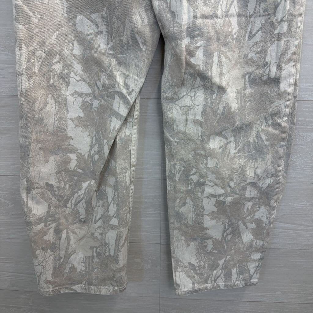 Hollister Grey Camo Low Rise Baggy Jeans 26