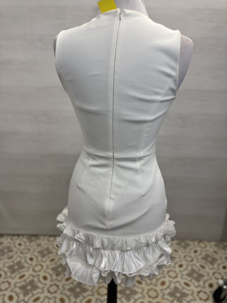 Elliatt White Cutout Ruffle Hem Sleeveless Dress Small