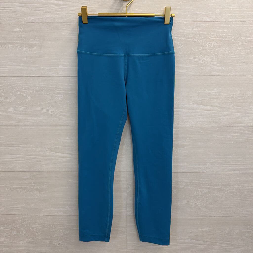 Lululemon Blue Cropped Leggings 6