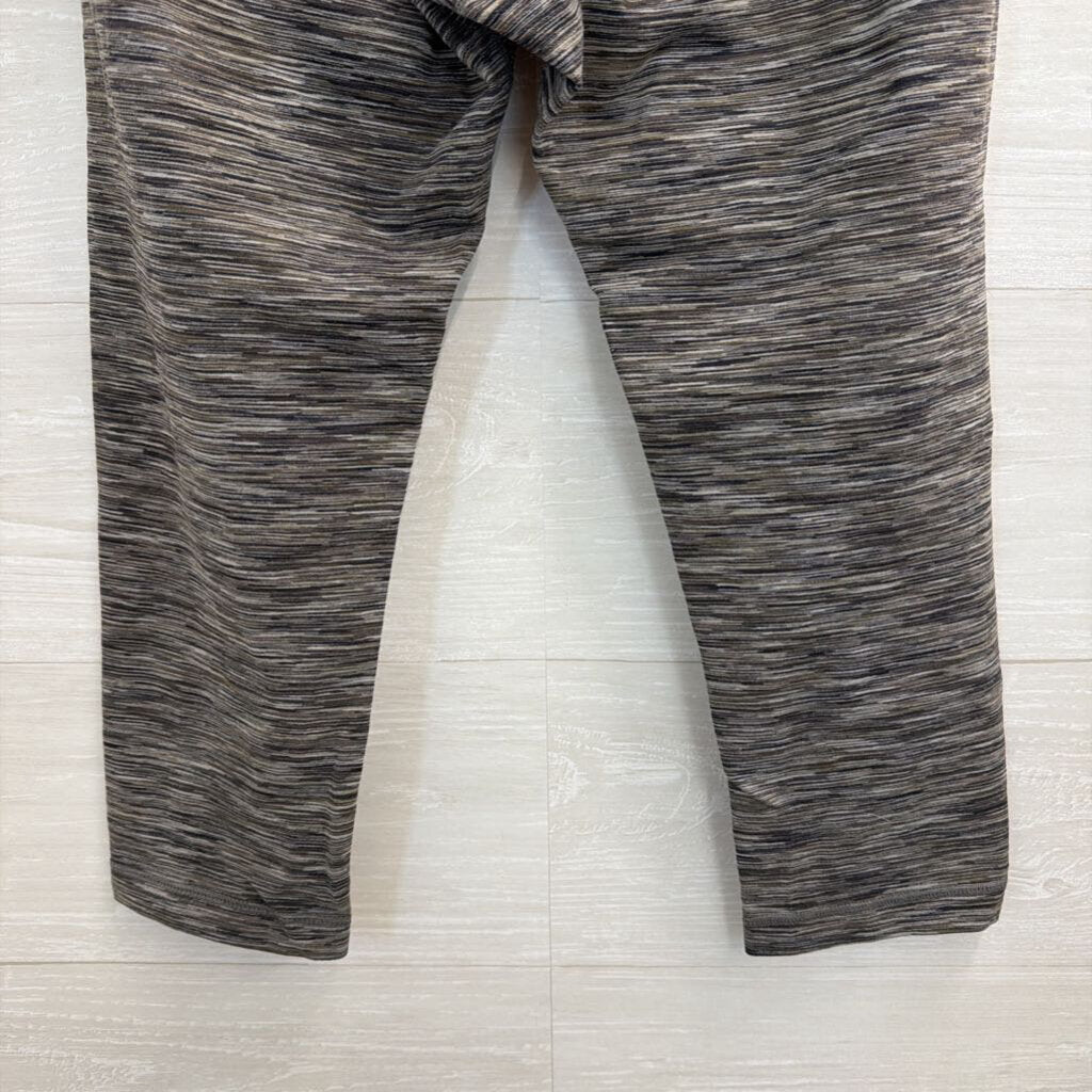 Lululemon Grey Print Cropped Leggings 6