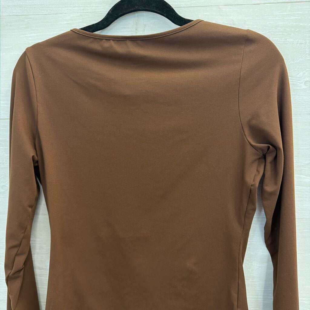 Trendy Queen Brown Fitted Long Sleeve Top Medium