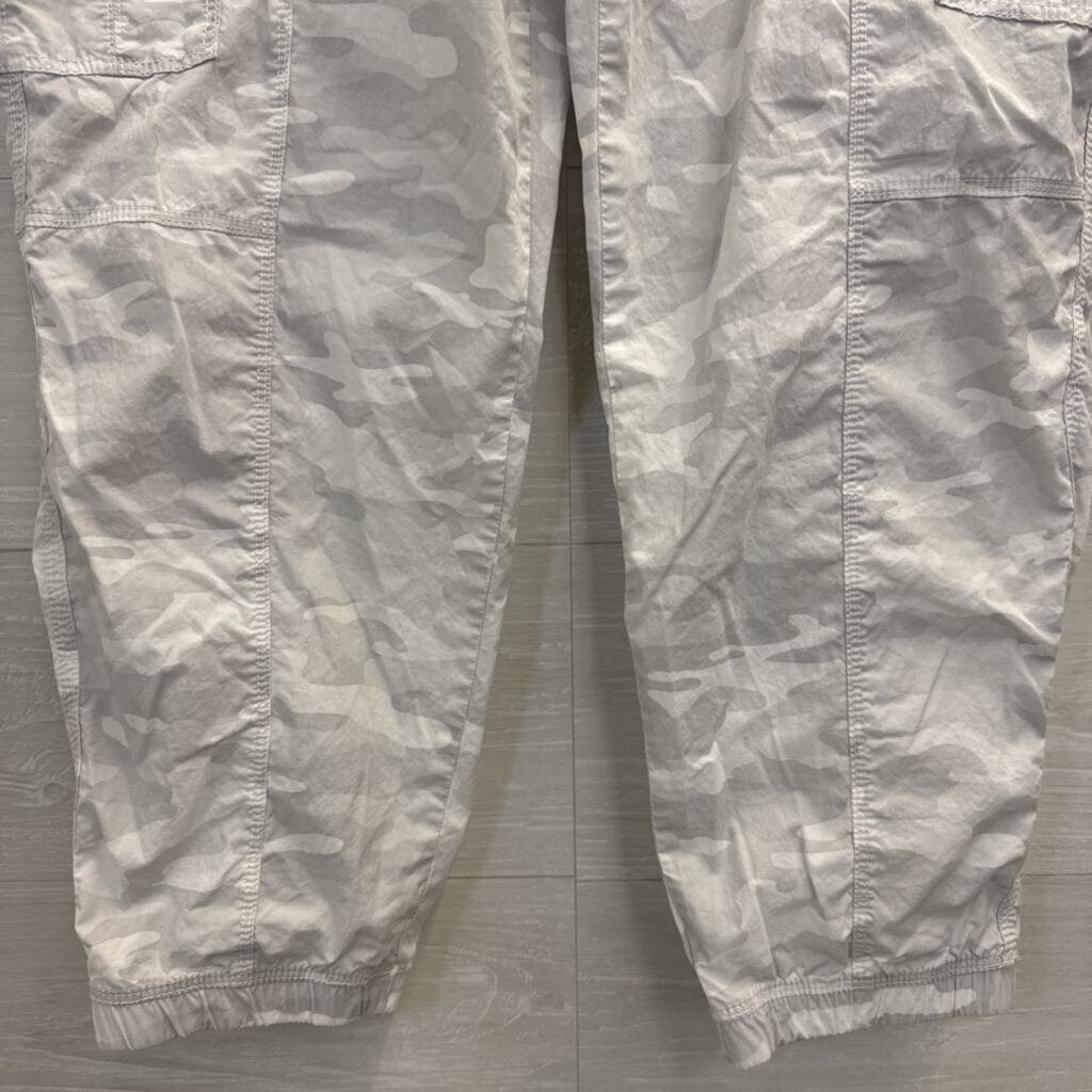 DKNY Sport Grey Camo Pull On Cargo Joggers Large