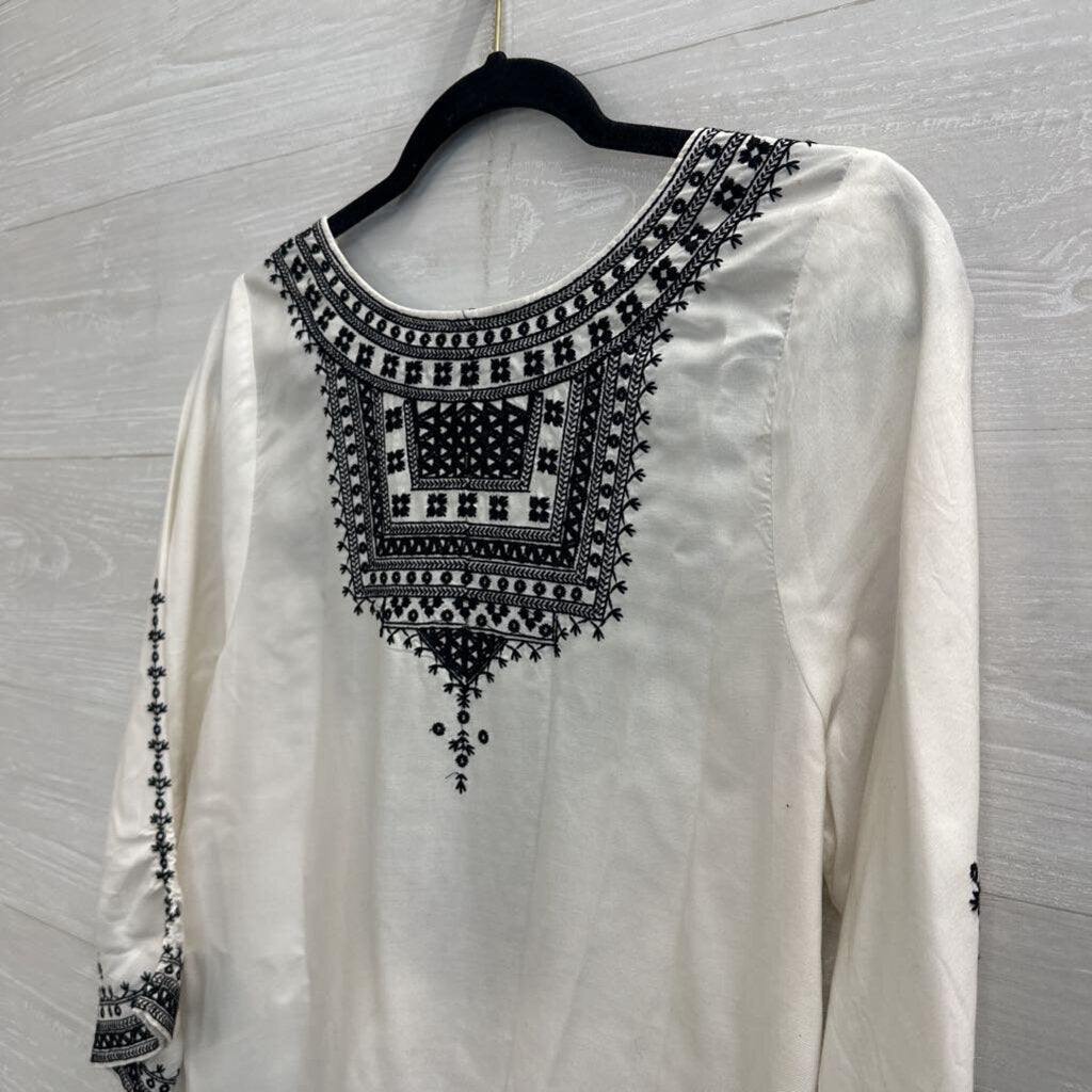 Tolani White/ Black Embroidered Long Sleeve Dress Small