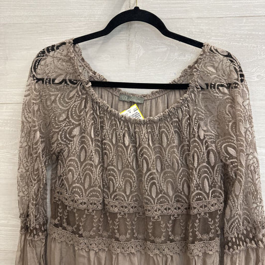 Lola Grey Embroidered Lace Long Sleeve Top Small
