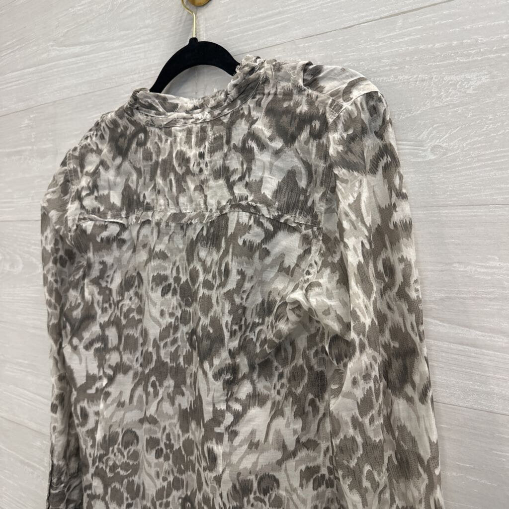Shirts by Cino Grey/ White Print Ruffle Detail Long Sleeve Button Front Top Small