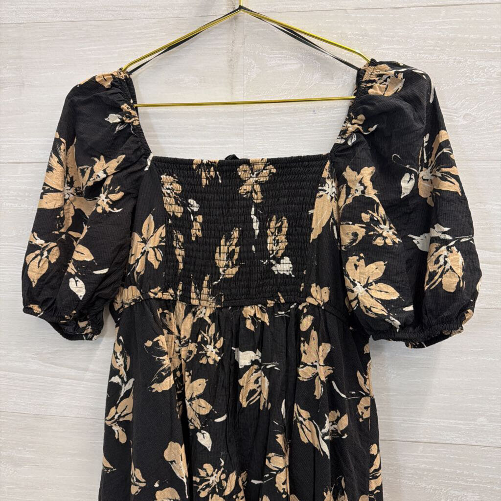 Blu Pepper Black/ Beige Floral Print Short Puff Sleeve Dress Medium