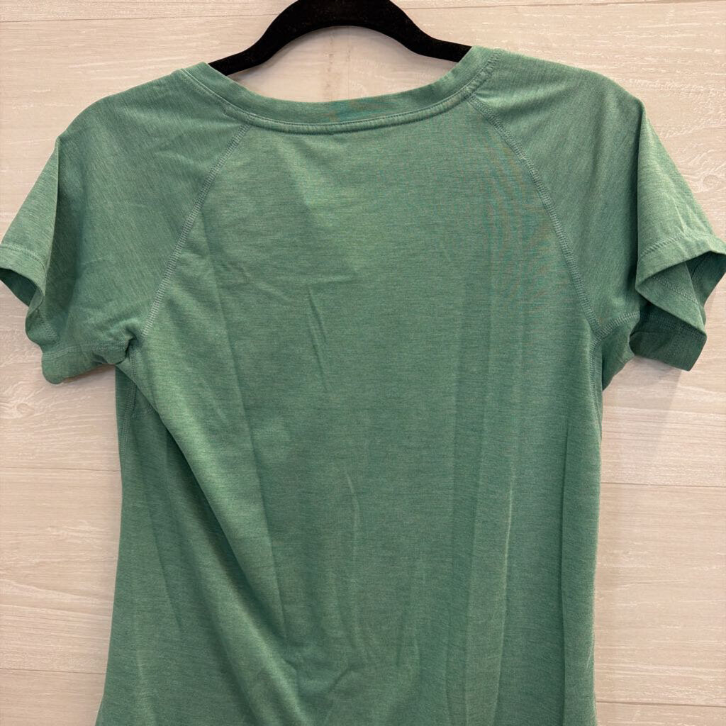 Patagonia Green Short Sleeve Top Small