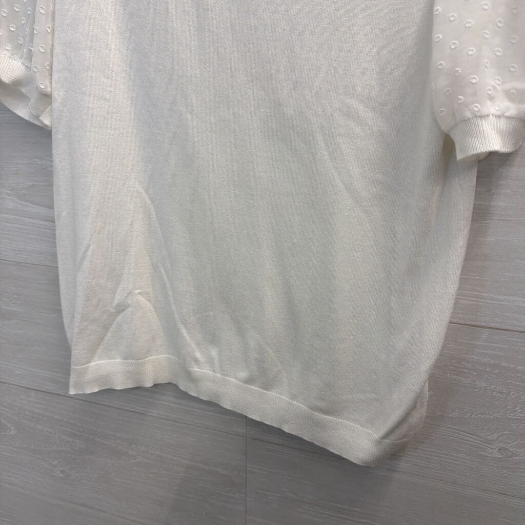 Adrianna Papell White Short Puff Dot Sleeve Top Small