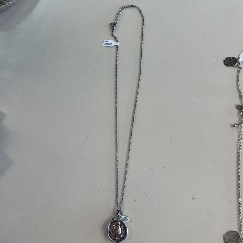 Silver Toned Turtle Pendant Necklace