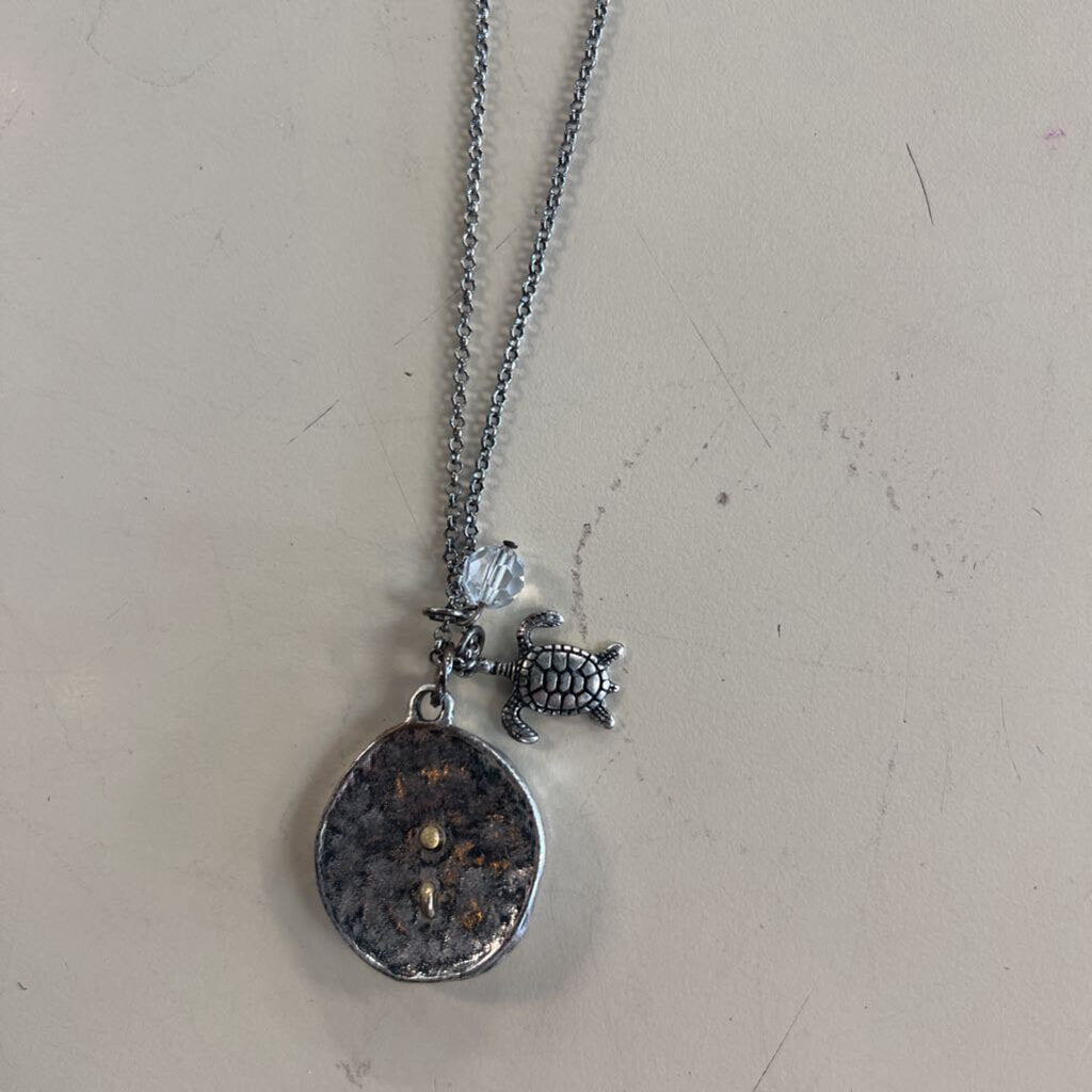 Silver Toned Turtle Pendant Necklace
