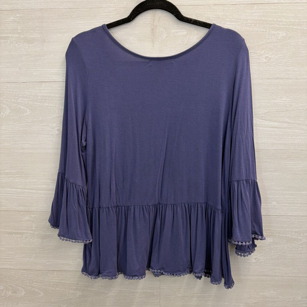 Ya Los Angeles Blue Ruffle Hem Long Sleeve Top Medium