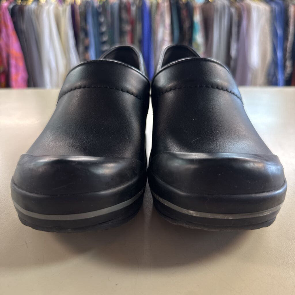 Dansko Black Leather Volley Clogs 37