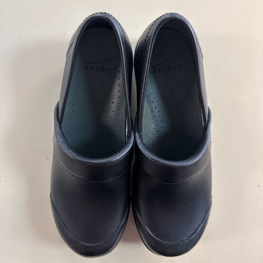 Dansko Black Leather Volley Clogs 37