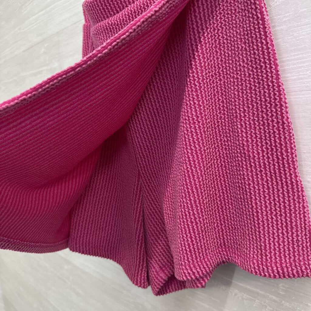 Wasabi and Mint Pink Textured Faux Wrap Skort Large