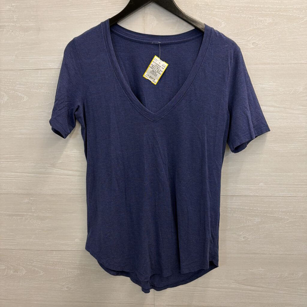 Lululemon Blue Short Sleeve V Neck Athletic Top Medium