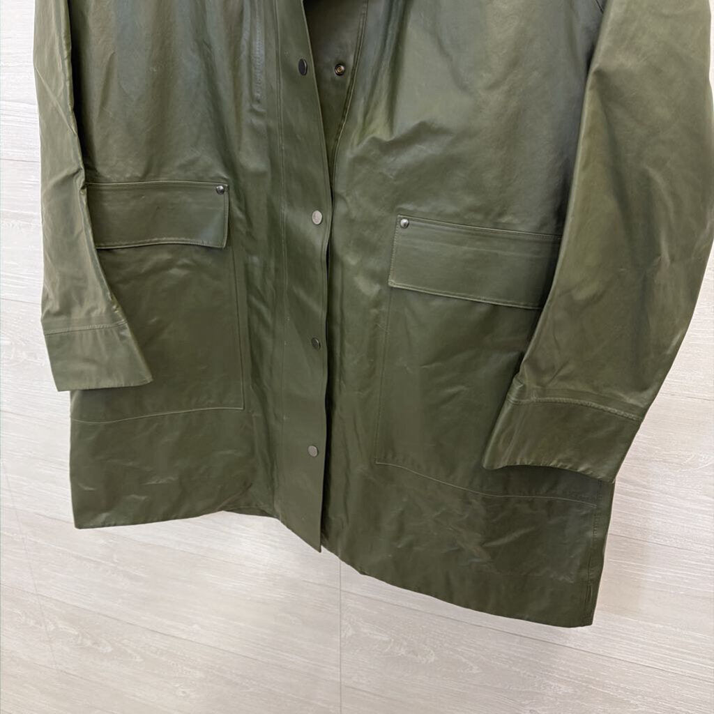 Lululemon Green Into the Drizzle Waterproof Rain Jacket 8