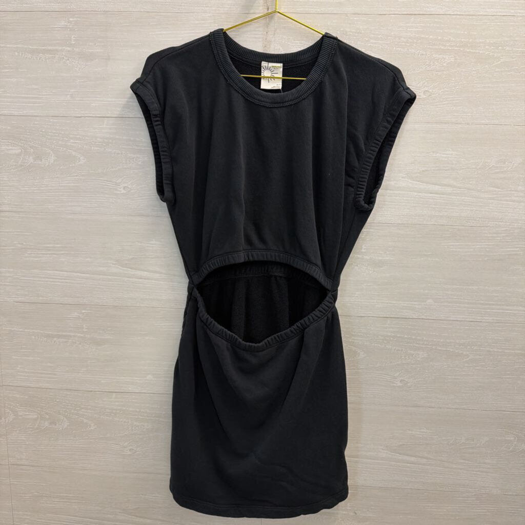 Offline by Aerie Black Short Sleeve Cutout Front Dress Small