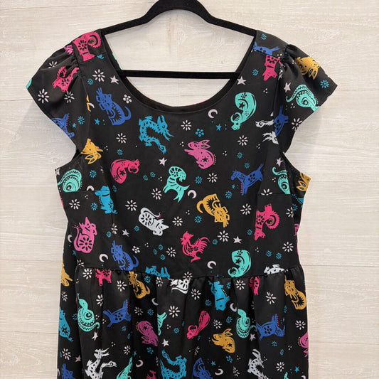 ModCloth Black/ Multi Zodiac Print Short Sleeve Dress Extra Large