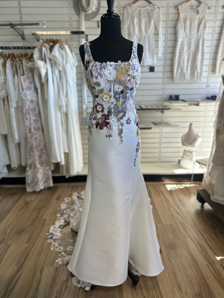 Ivory Sateen Twill with Colorful Floral Embroidery 10/12