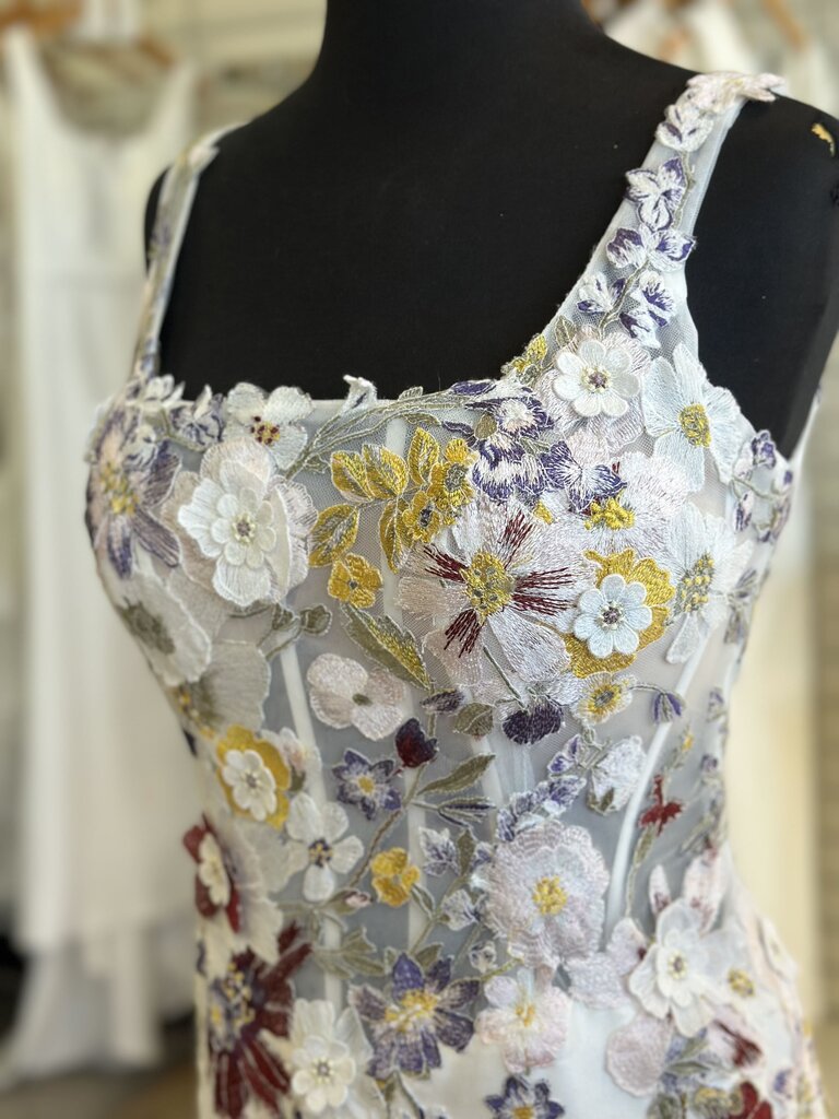 Ivory Sateen Twill with Colorful Floral Embroidery 10/12