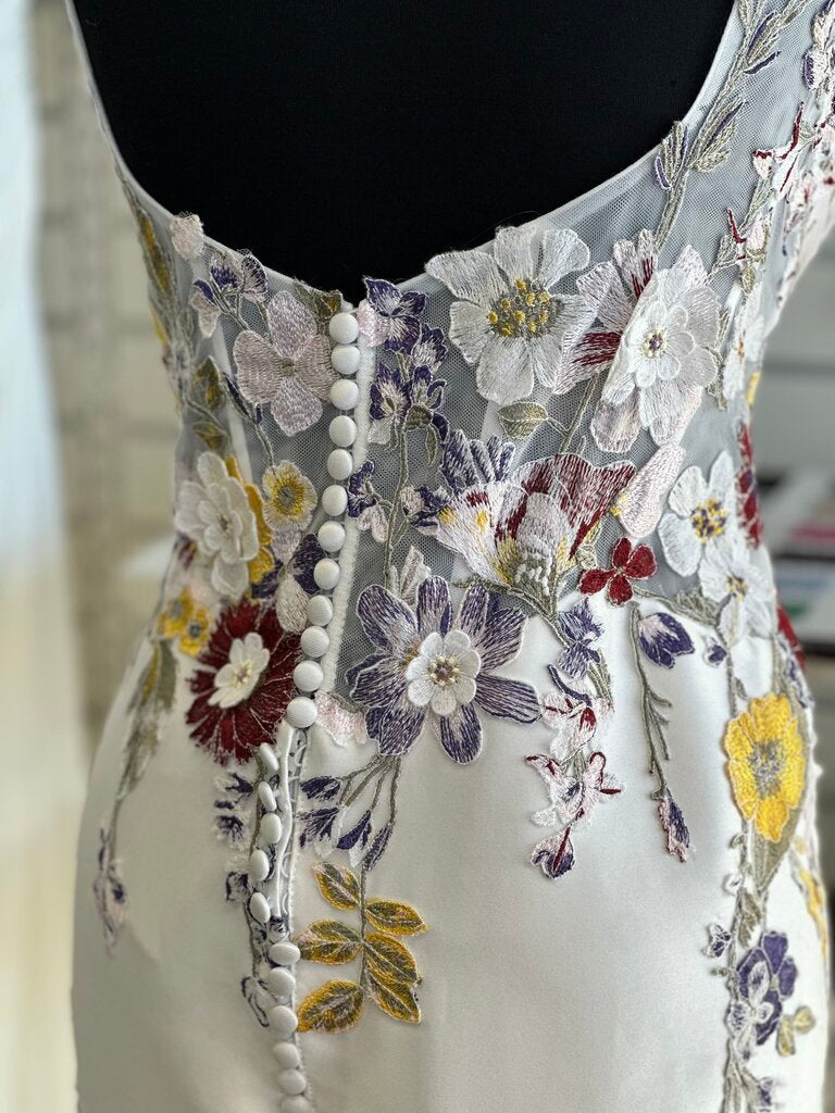 Ivory Sateen Twill with Colorful Floral Embroidery 10/12