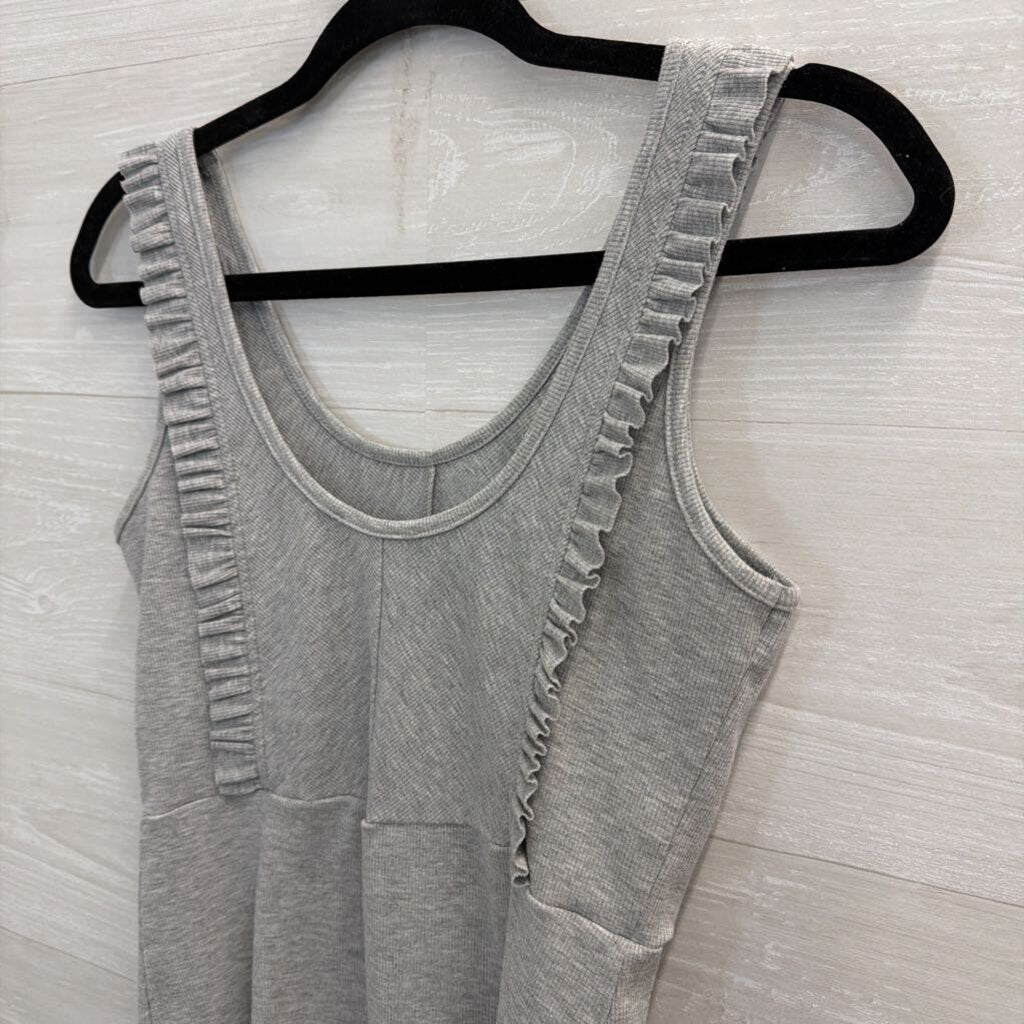 Doe and Rae Grey Ribbed Ruffle Detail Tank Top Small