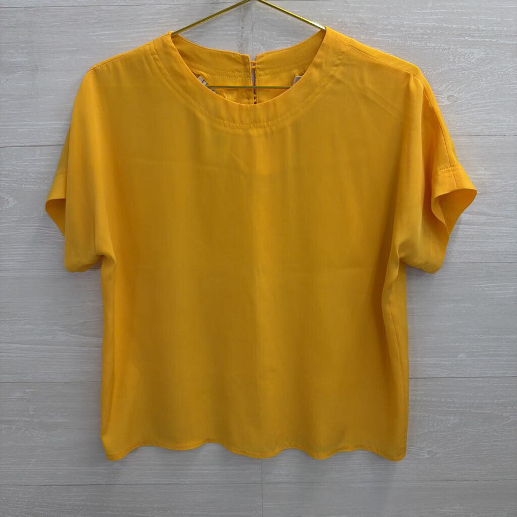 Vintage Leslie Fay Yellow Silky Short Sleeve Top 12