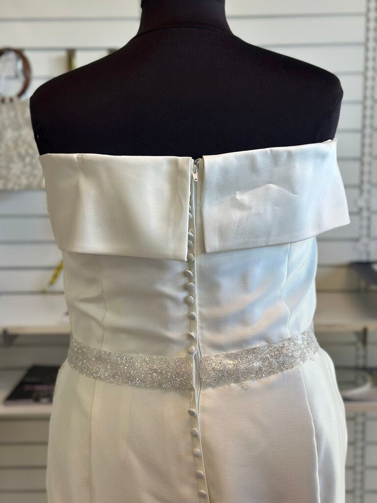 David's Bridal Ivory Off Shoulder Embellished 24W